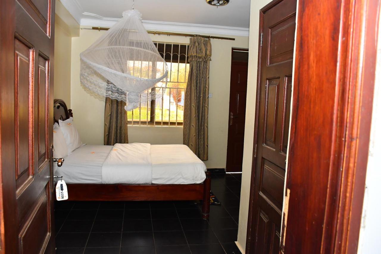 Florida Hotel Zaana Kampala Eksteriør bilde