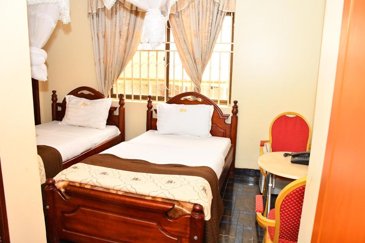 Florida Hotel Zaana Kampala Eksteriør bilde