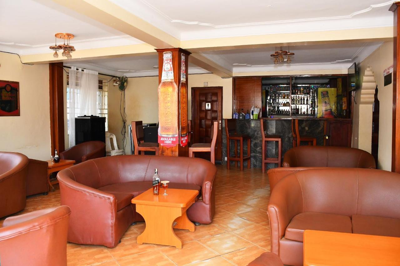 Florida Hotel Zaana Kampala Eksteriør bilde