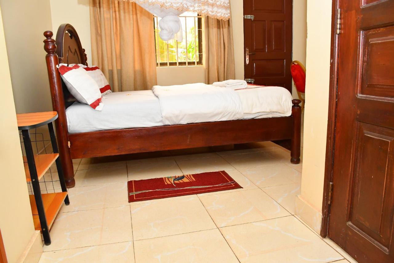 Florida Hotel Zaana Kampala Eksteriør bilde